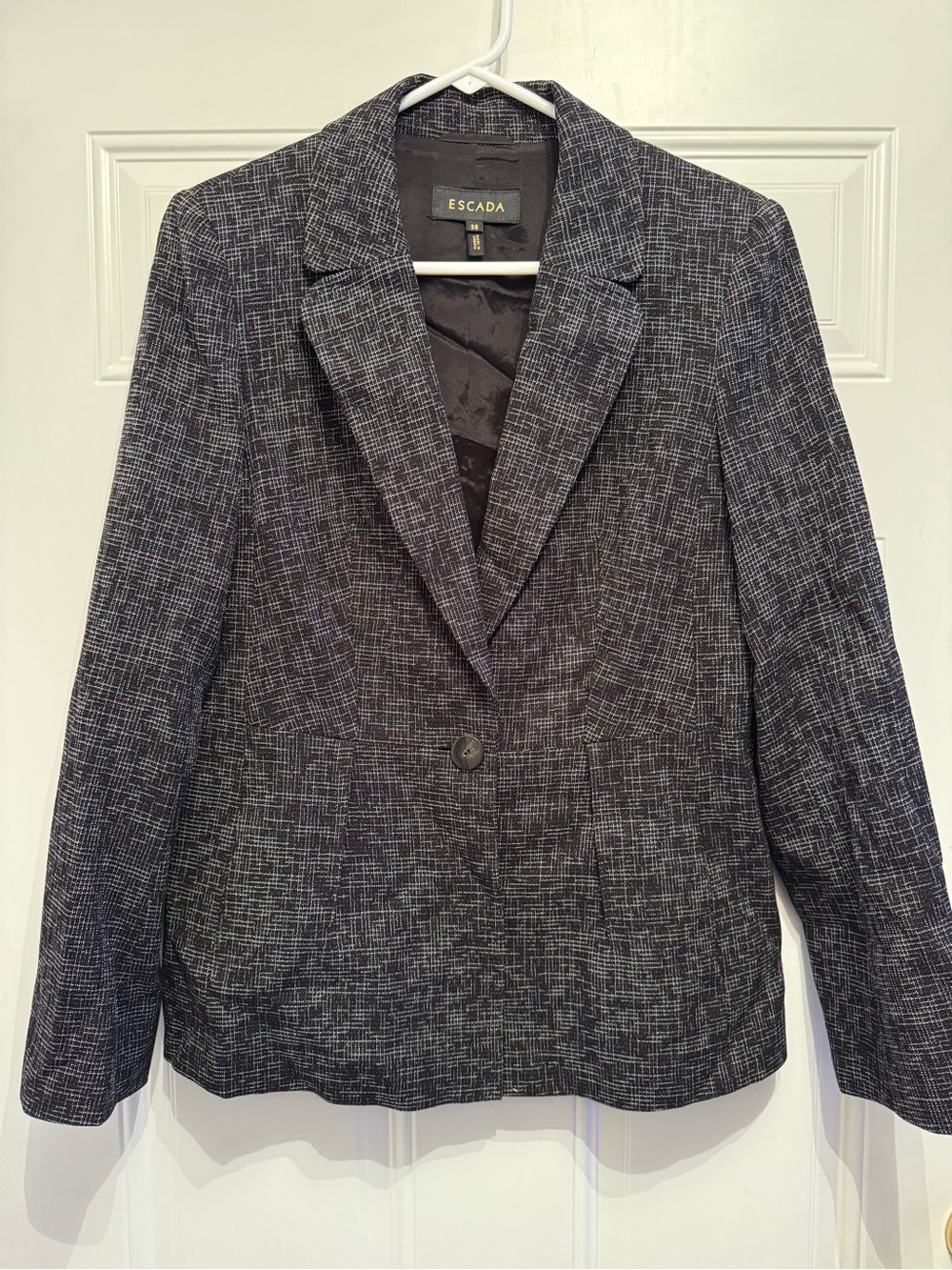 Escada Women’s Patterned Single-Button Blazer Black  white Sz 38 med